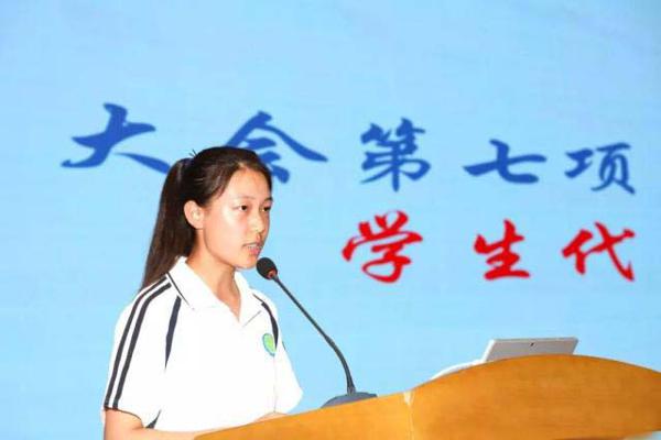 江苏女生以一篇“佛系作文”，成功夺得特等奖，还被特招进了北大
