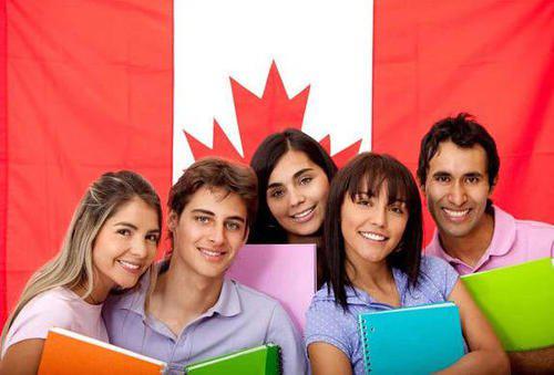 留学咨询：加拿大学院和大学有多不同