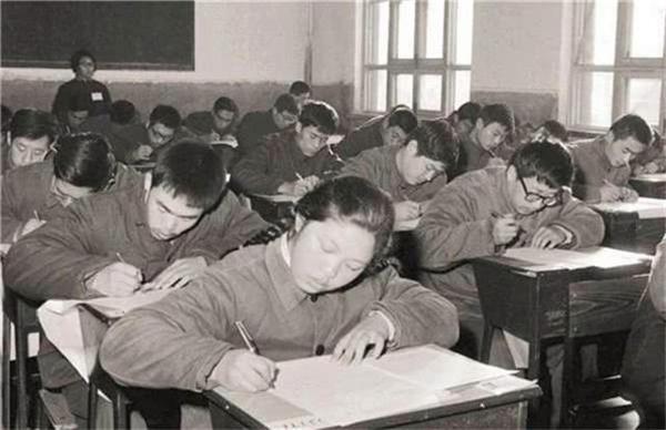 刘学红：恢复高考后，北京首位文科女状元，作文登人民日报 3