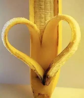 香蕉皮历险记