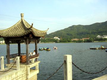 美丽的东沽湖