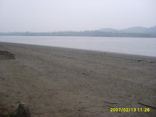 长江沙滩