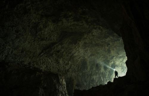 洞穴冒险之旅