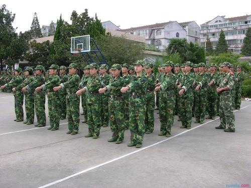 2011年高中军事训练经验_800字