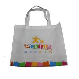 [PK旅游]环境保护组成：袋子，纸袋和塑料袋上的对话_800字