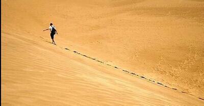 漫步在沙漠 沙漠旅游作文300字