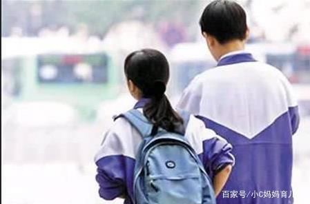 14岁女孩“爱情观”作文走红，对爱情理解太透彻，老师：比我还懂 5