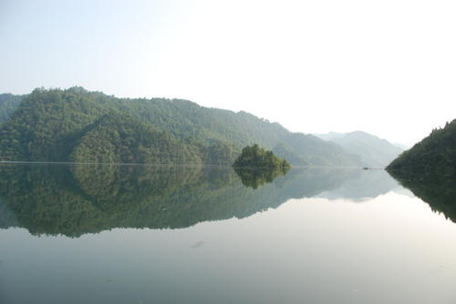 飞龙湖夜游