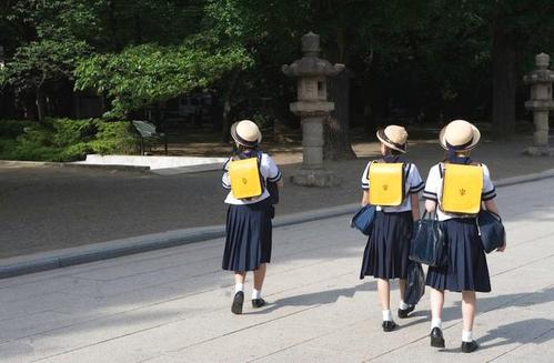 独自上学