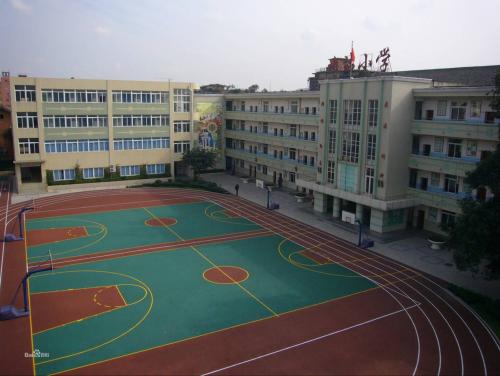 学校的美丽景色