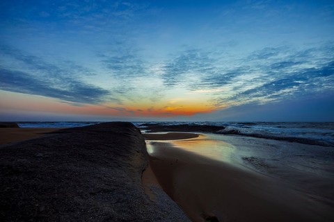 我在海边看太阳