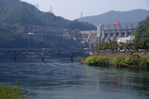 尤新安江水电厂