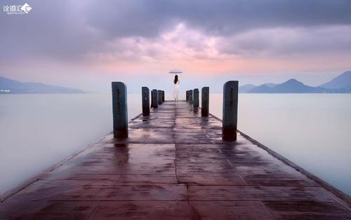 难忘的雨