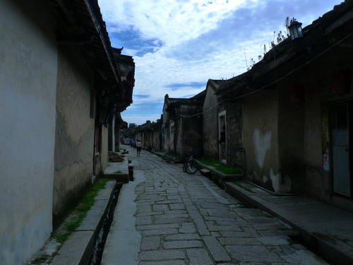 游龙湖古村落