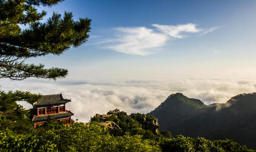 夏天的泰山