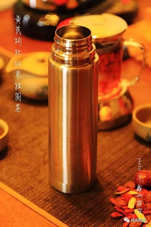 绝望的水杯