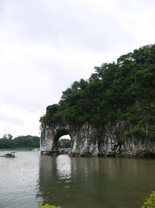 象鼻山旅游指南