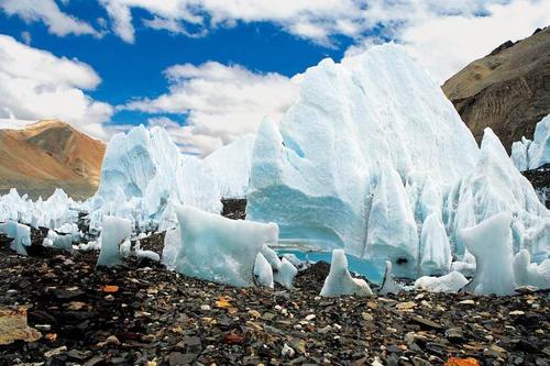 美丽的海螺沟冰川