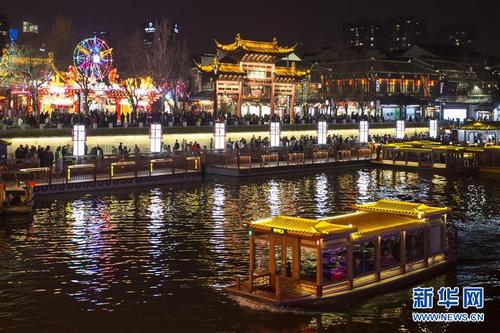 秦淮元宵节的夜景