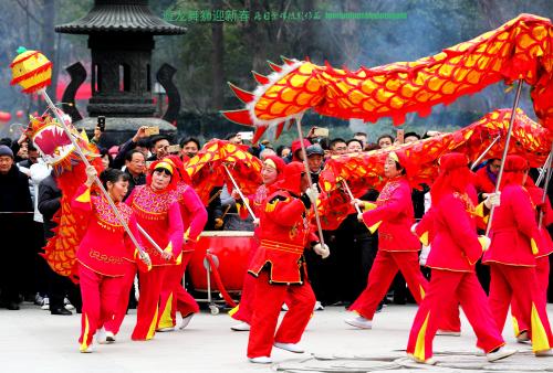 农历新年舞狮