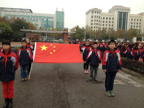 再见，丰富多彩的小学生活