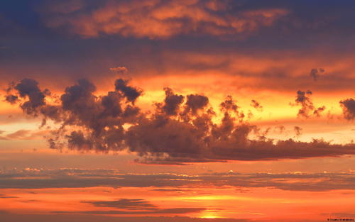 色彩斑sky的天空