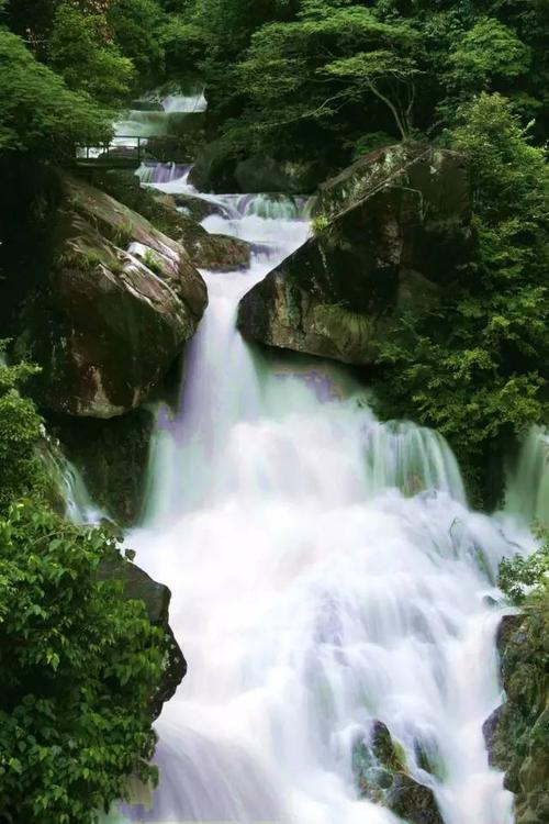 山墙上的风景