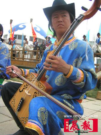 阅读“蒙古马车祸”