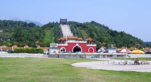 春季旅游岳麓山