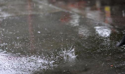 雨季唯一的雨