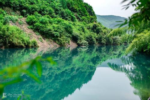 底部有一个独特的风景