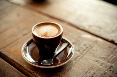 善良的生活比一杯咖啡