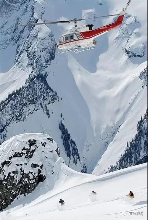 精彩的滑雪旅行