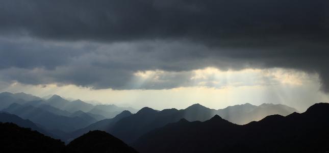 山地天空