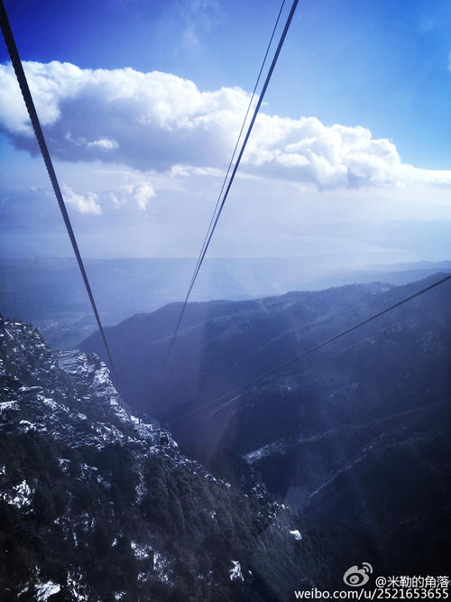 首次登机山顶