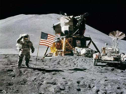 阿波罗登月成功历史资料