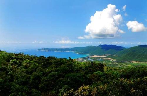 [2012年夏季论文]游览Yalong Bay热带天堂Park_1200字