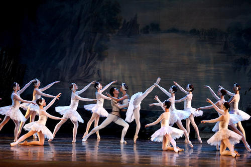 在莫斯科手表芭蕾舞和马戏团_650字